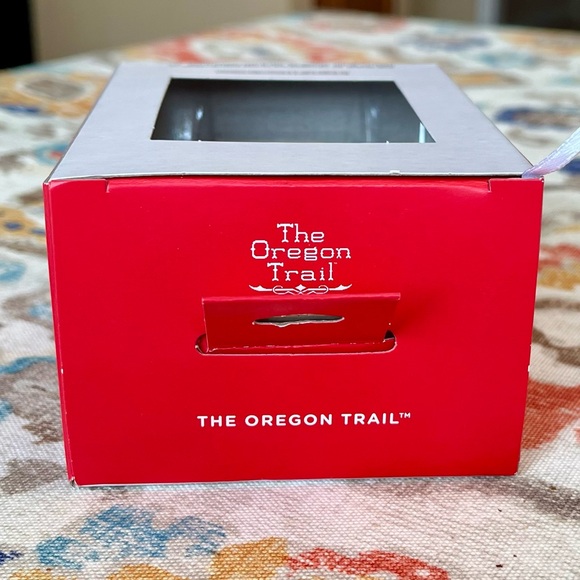 Hallmark Ornaments The Oregon Trail - Picture 6 of 7